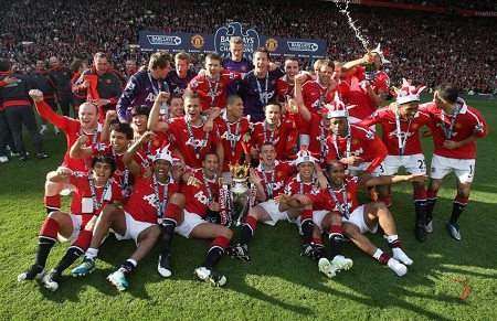 纵观体坛历 纵观体坛历